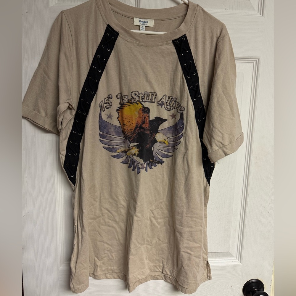 Hayden Los Angeles ‘75 is Still Alive Retro Rock Graphic Tee Medium New With Tag